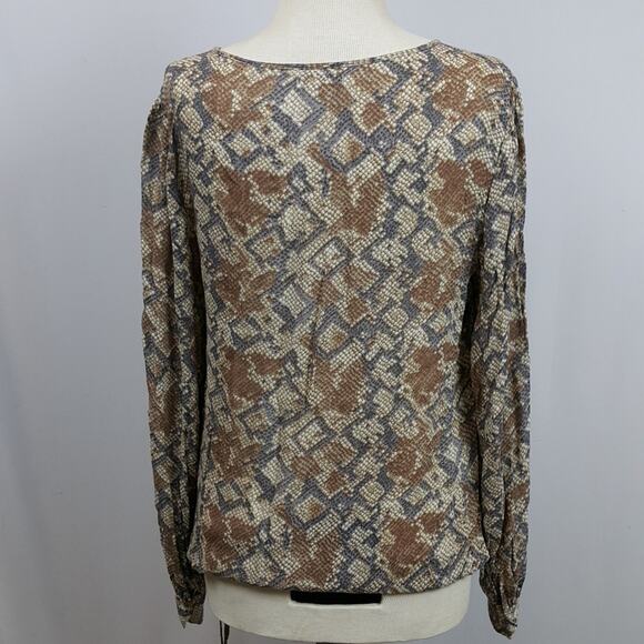 EUC vintage Lucky Brand Snake print sheer M top - Picture 3 of 4